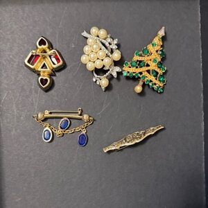 Elegant Gold and Silver Brooch Bundle